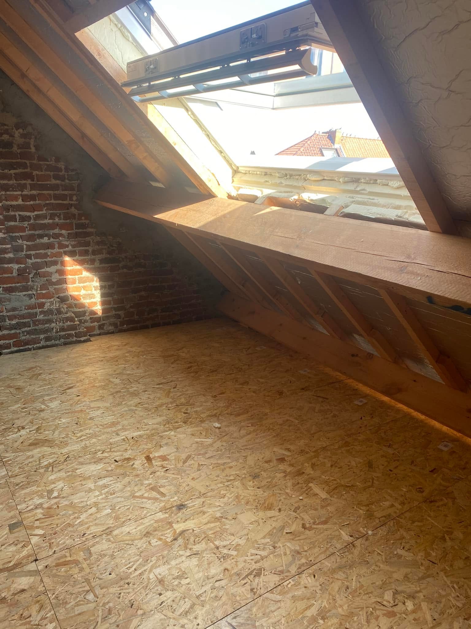 Réalisation chantier par Toiture Brynaert à Ghlin