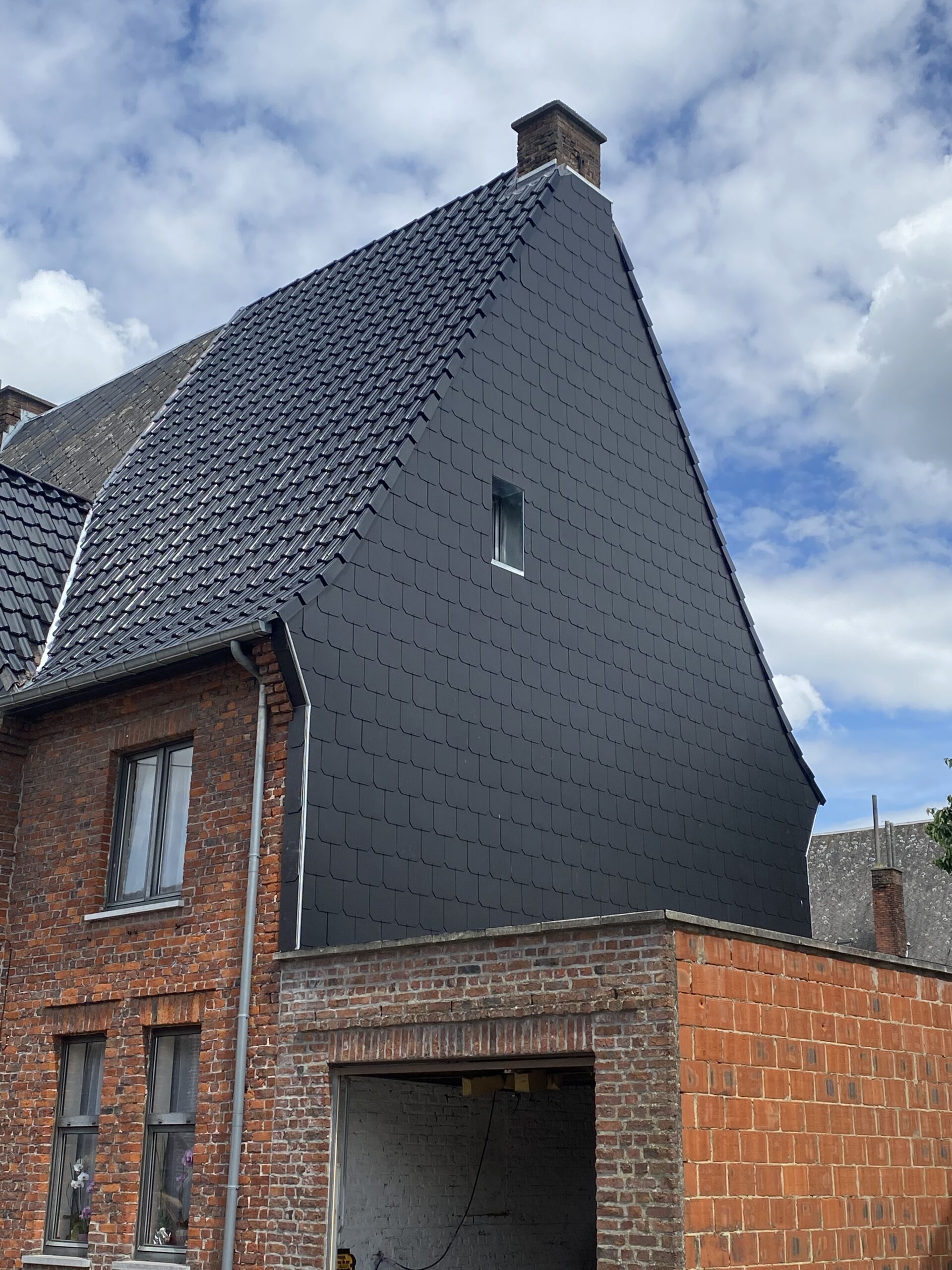 Travaux de toiture — réalisation Brynaert près de Mons